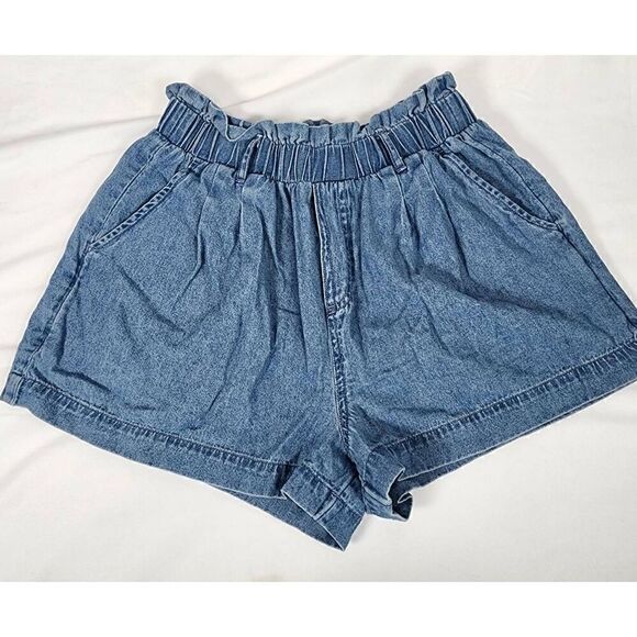 American Eagle Paperback Denim Shorts Size S C14 - Picture 1 of 8